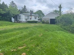 470 Zeigler Rd, Rochester, PA 15074