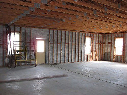 3rd image of 102 N Highland Ave