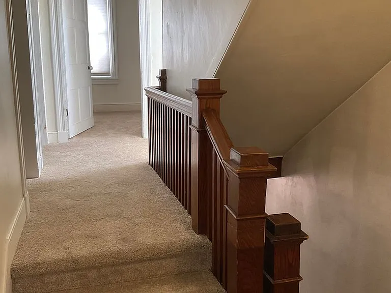 112 W Main St — Photo 19