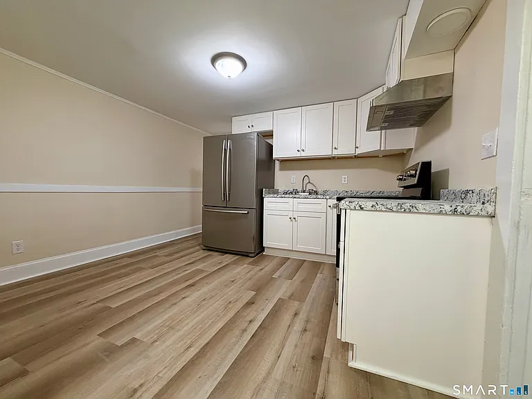 119 West St — Photo 6