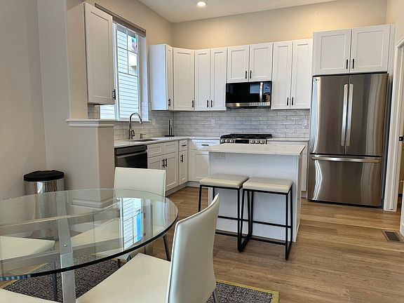 5th image of 10592 Pearlwood Cir