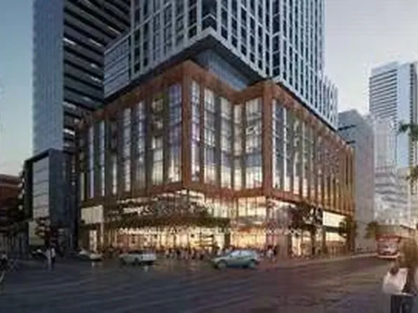 400 King St W, Toronto, ON