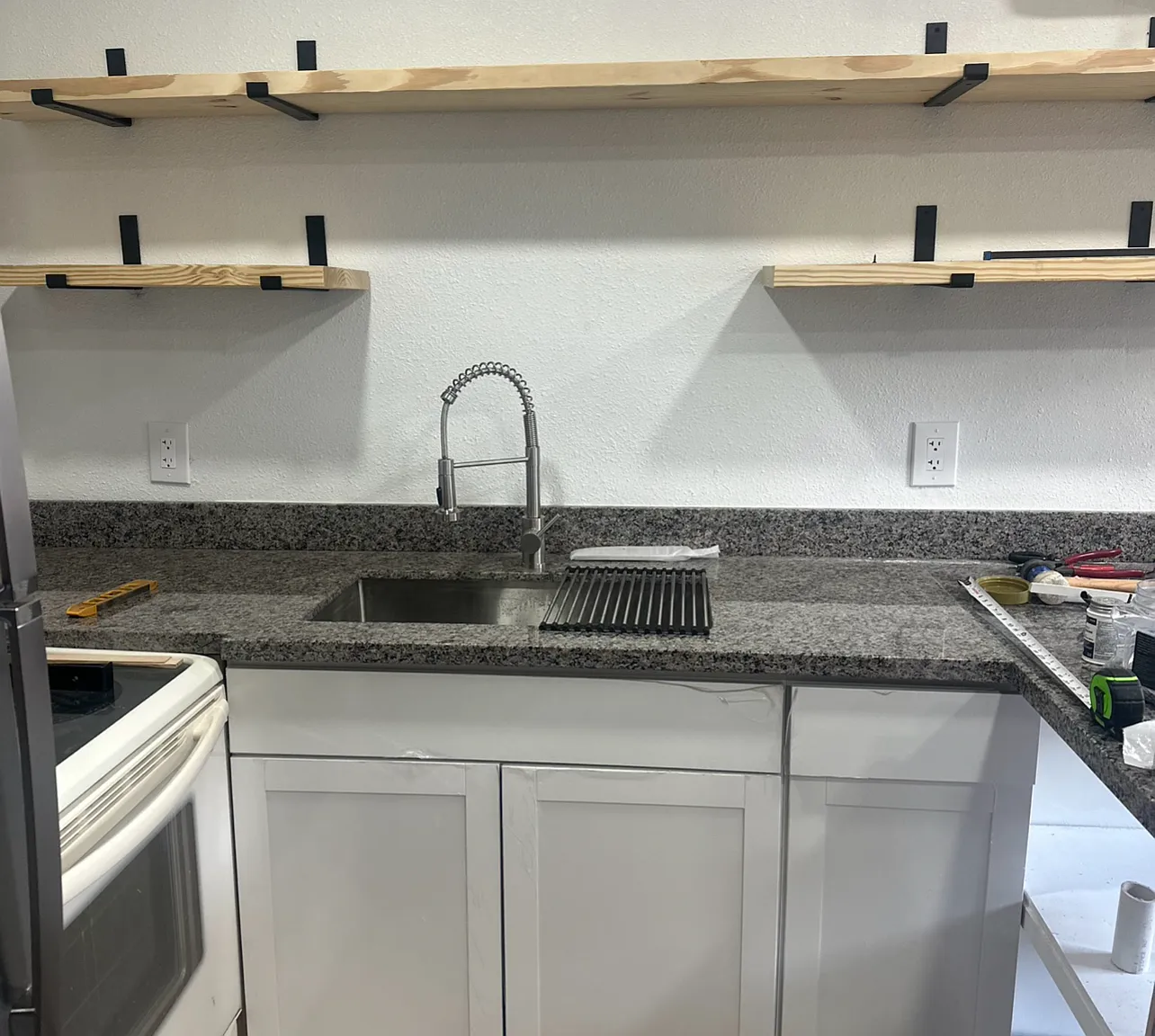 Studio, 425 sqft, $1,025 — Photo 1
