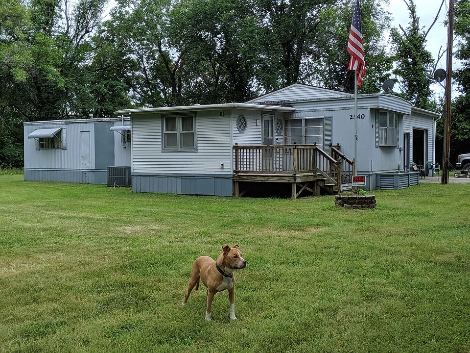 1st image of 2540 S 13th St