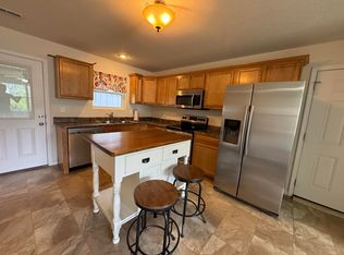 1039 Carrico St, Mexico, MO 65265