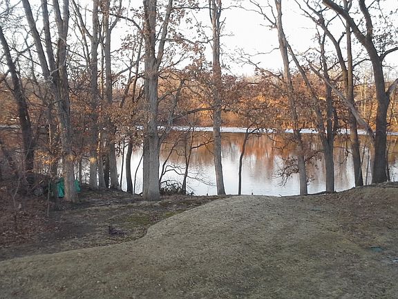4th image of 10424 Mendota Dr