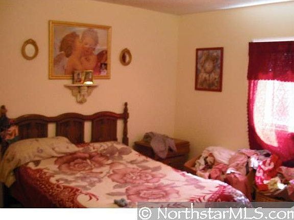 2nd image of 835 Oakdale Ave