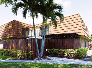 11881 SW 12th Pl, Davie, FL 33325