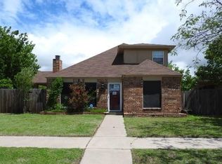 1603 Westmore Dr, Moore, OK 73170