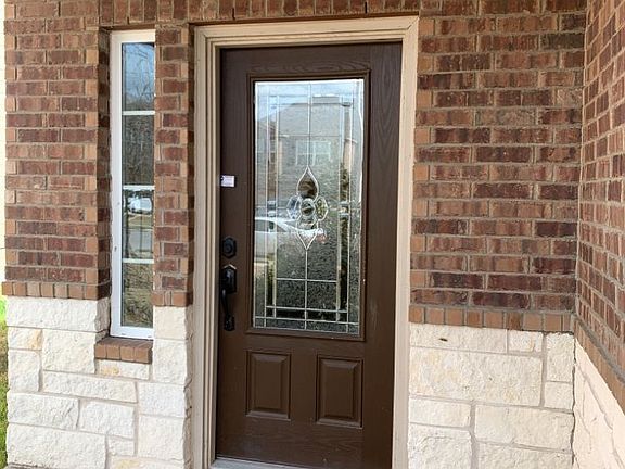 3rd image of 1697 Breanna Ln