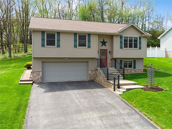 2nd image of 541 Lori Dr
