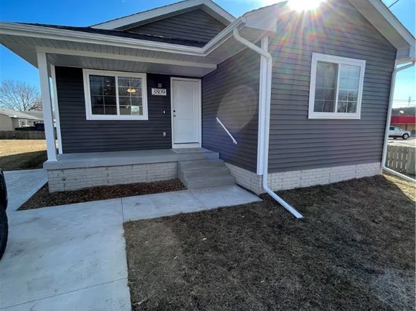 3809 Easton Blvd, Des Moines, IA 50317