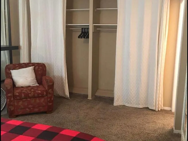 5807 Castle Brook Dr — Photo 13