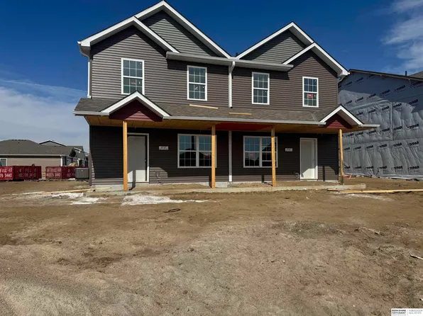 4747 E 21st St, Fremont, NE 68025