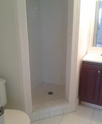 3rd image of 720 SW 81st Ave #11A