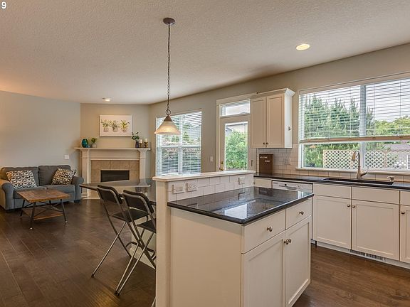 4th image of 12236 SE 35th Ct