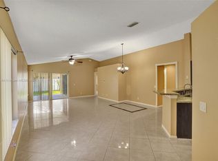 1425 Mira Vista Cir, Fort Lauderdale, FL 33327