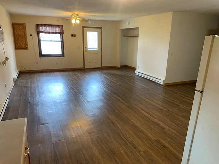 1504 Oak Ridge Rd SW — Photo 4
