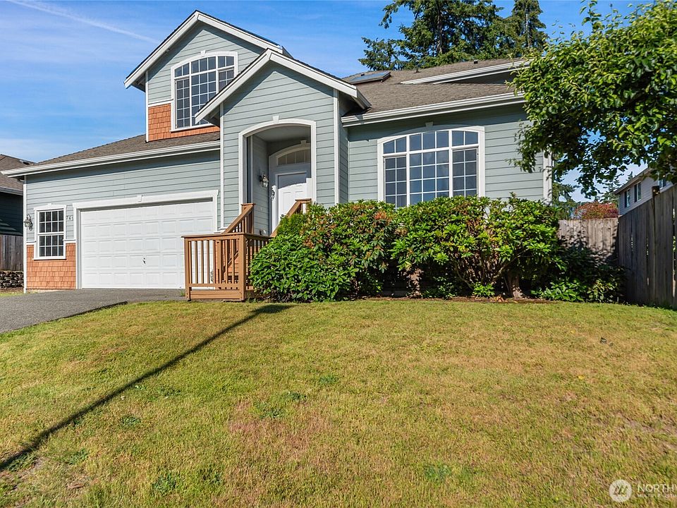 1st image of 765 Vashon Avenue NE