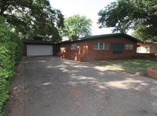 708 E 11th St, Littlefield, TX 79339