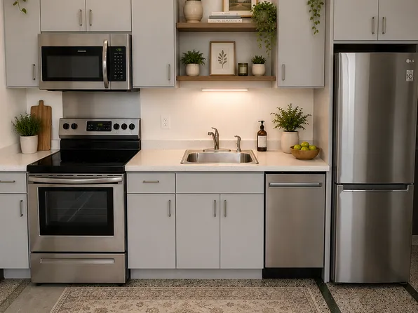 521 W 2nd Street - Leijona
