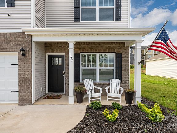 5th image of 162 Wheatfield Rd