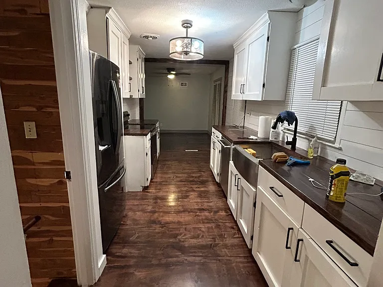445 Missouri St — Photo 3