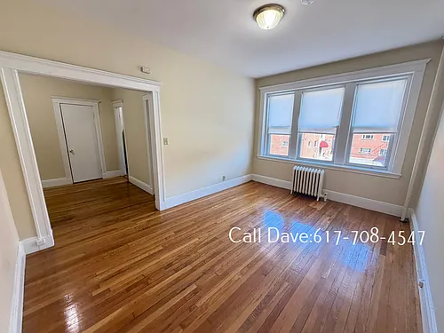 64 Woodstock Ave Photo 1