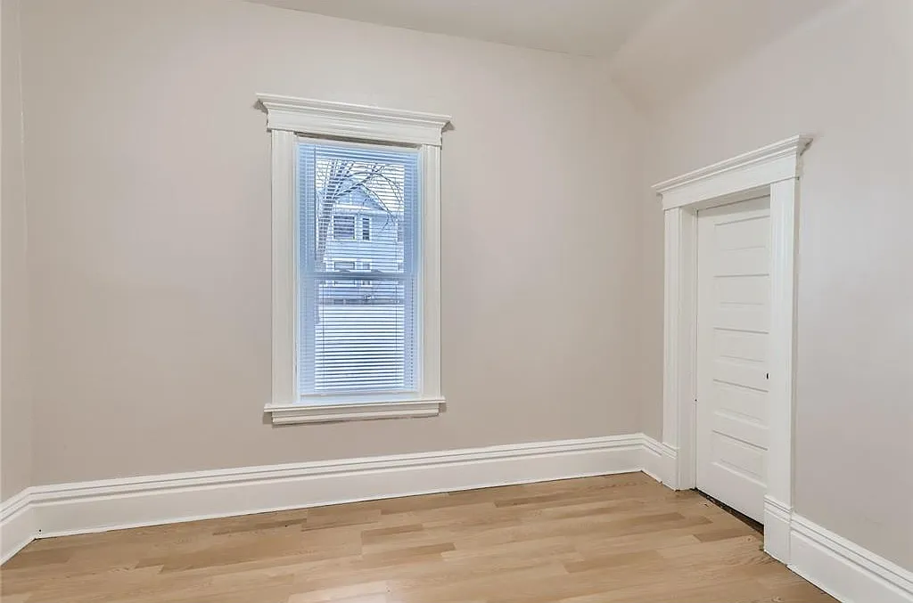 3 bed, 900 sqft, $1,425 — Photo 4