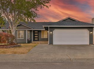 21712 SE 238th St, Maple Valley, WA 98038