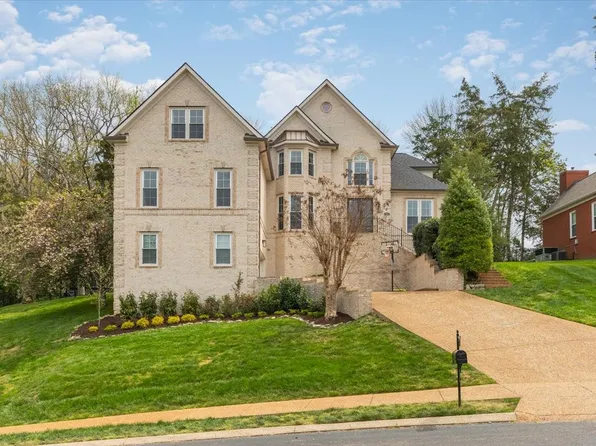 228 Halberton Dr, Franklin, TN 37069