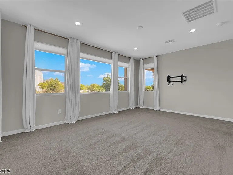 10254 Kesington Dr — Photo 22