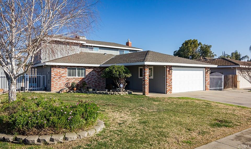 1st image of 2461 Brodalski St
