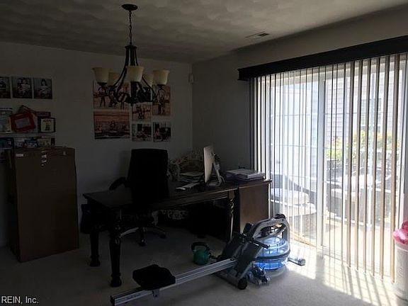 5th image of 2228 Humphreys Dr
