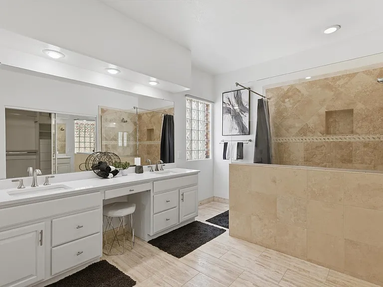 9750 E Gelding Dr — Photo 19