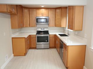 21014 Ladeene Ave APT B, Torrance, CA 90503