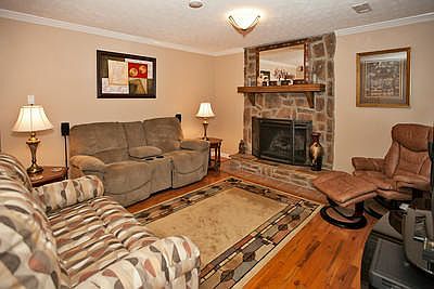 4th image of 113 Brandawyne Dr