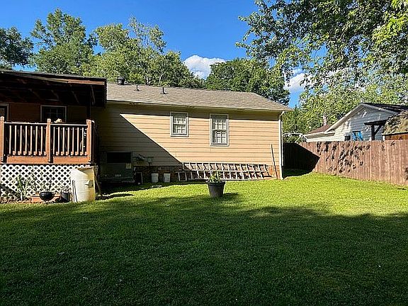 4th image of 1725 Ashcroft Ln