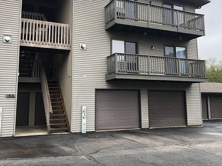 1816 W Highland Ave #C — Photo 1