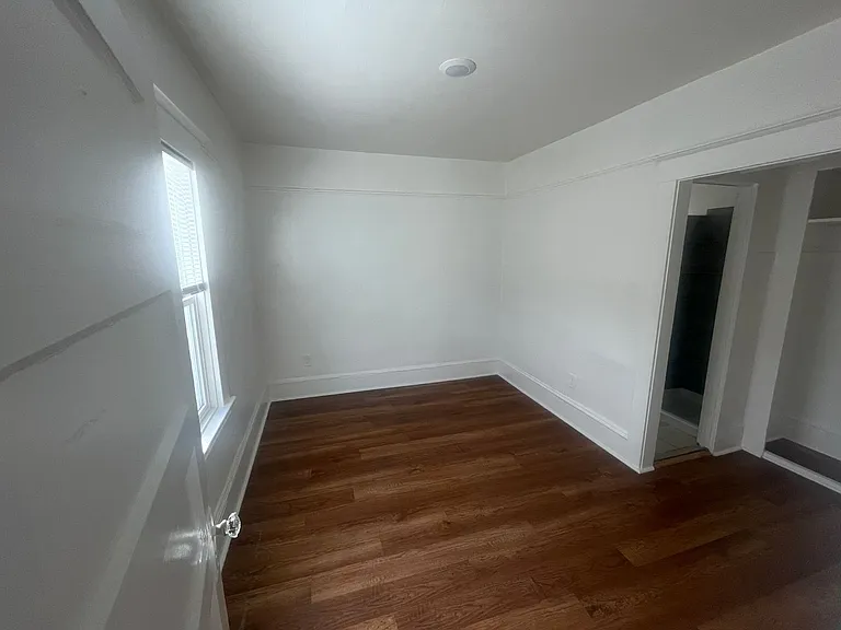 3403 San Leandro St — Photo 4