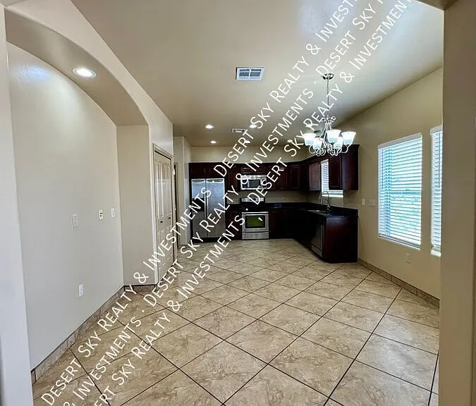 4230 Tres Ninos Dr #C — Photo 9