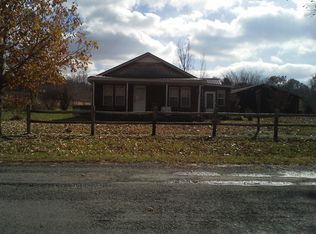 1085 Topsy Store Rd, Waynesboro, TN 38485