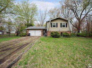 3894 W Erie Rd, Temperance, MI 48182