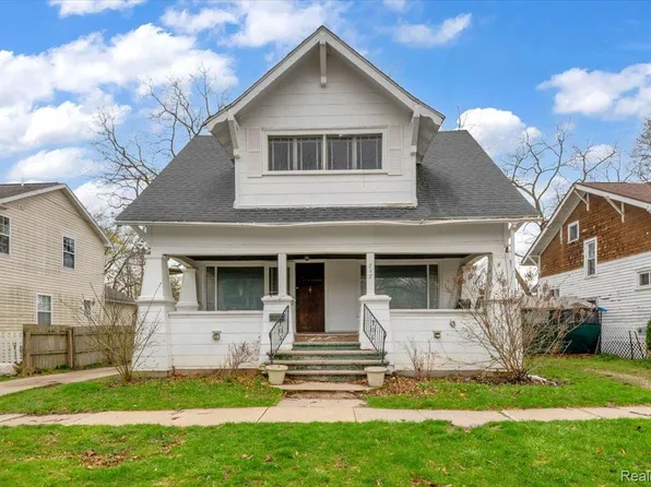 717 N Madison St, Lapeer, MI 48446