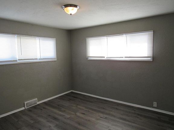 5th image of 7004 E 114th St