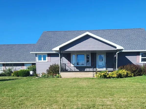 637 W Sycamore St, Columbus Grove, OH 45830
