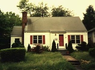 69 Marsdale St, Bridgeport, CT 06606