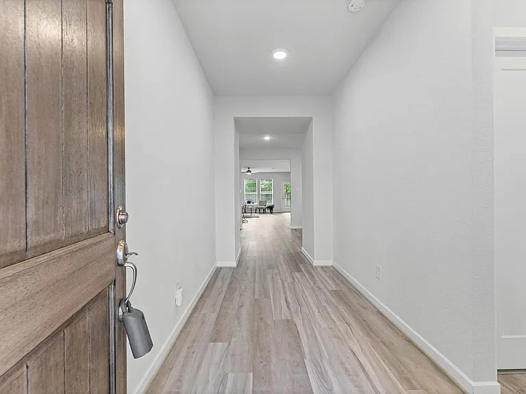 114 Cedar Hammock Trl — Photo 3