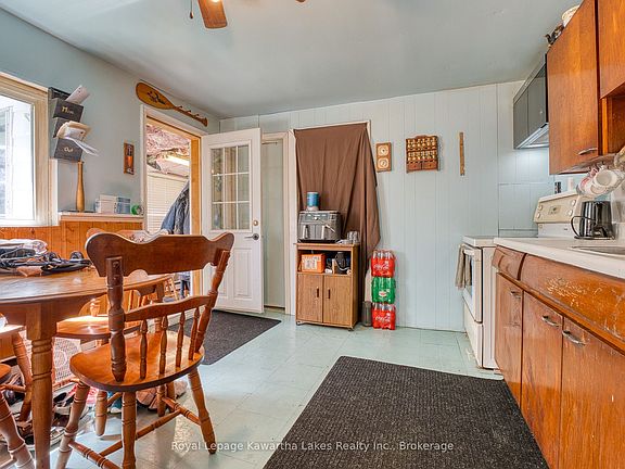 3rd image of 15 Cockburn St