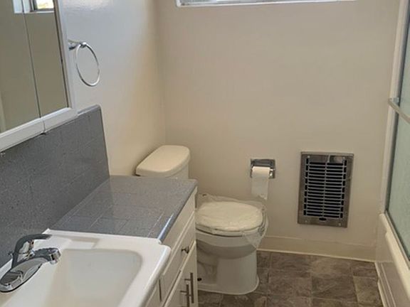5th image of 4525 Murietta Ave APT 26